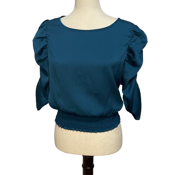 Paper Crane Tops - Paper Crane Women's T41729P Ocean Blue Ruched Sleeve Smocked Hem Crop Top Size M